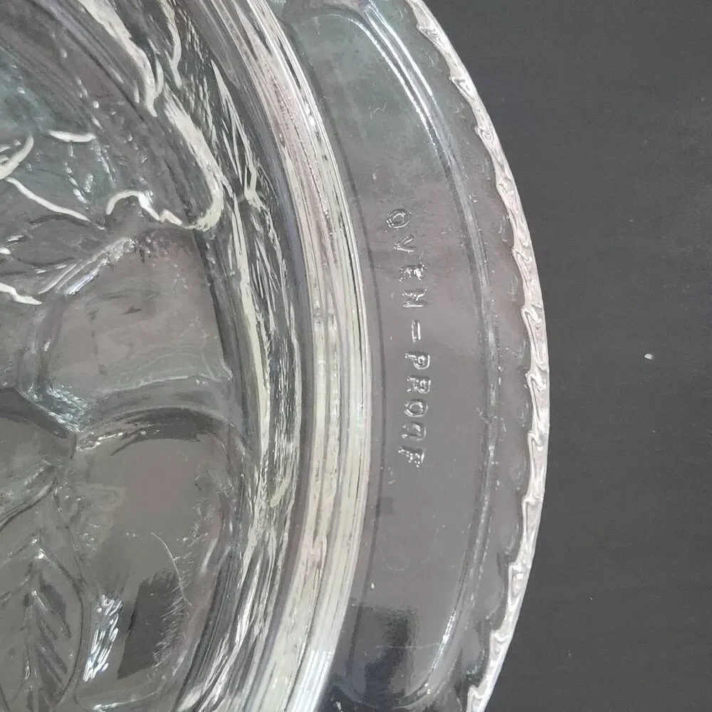 Vintage Glass Oven-Proof Pie Plate Round Serveware Glass Raised Fruit Design
